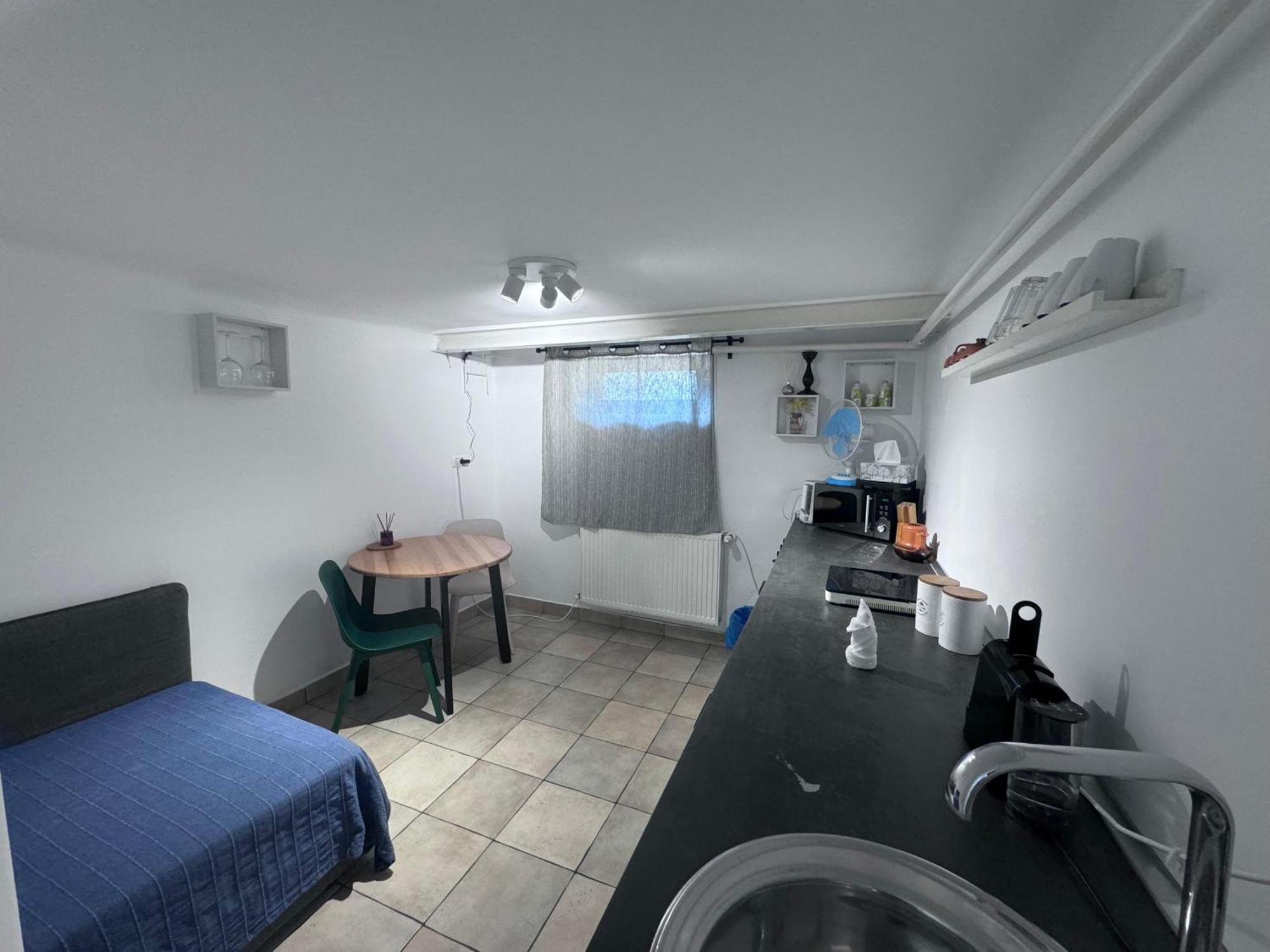 News Studio Bukurešť Exteriér fotografie