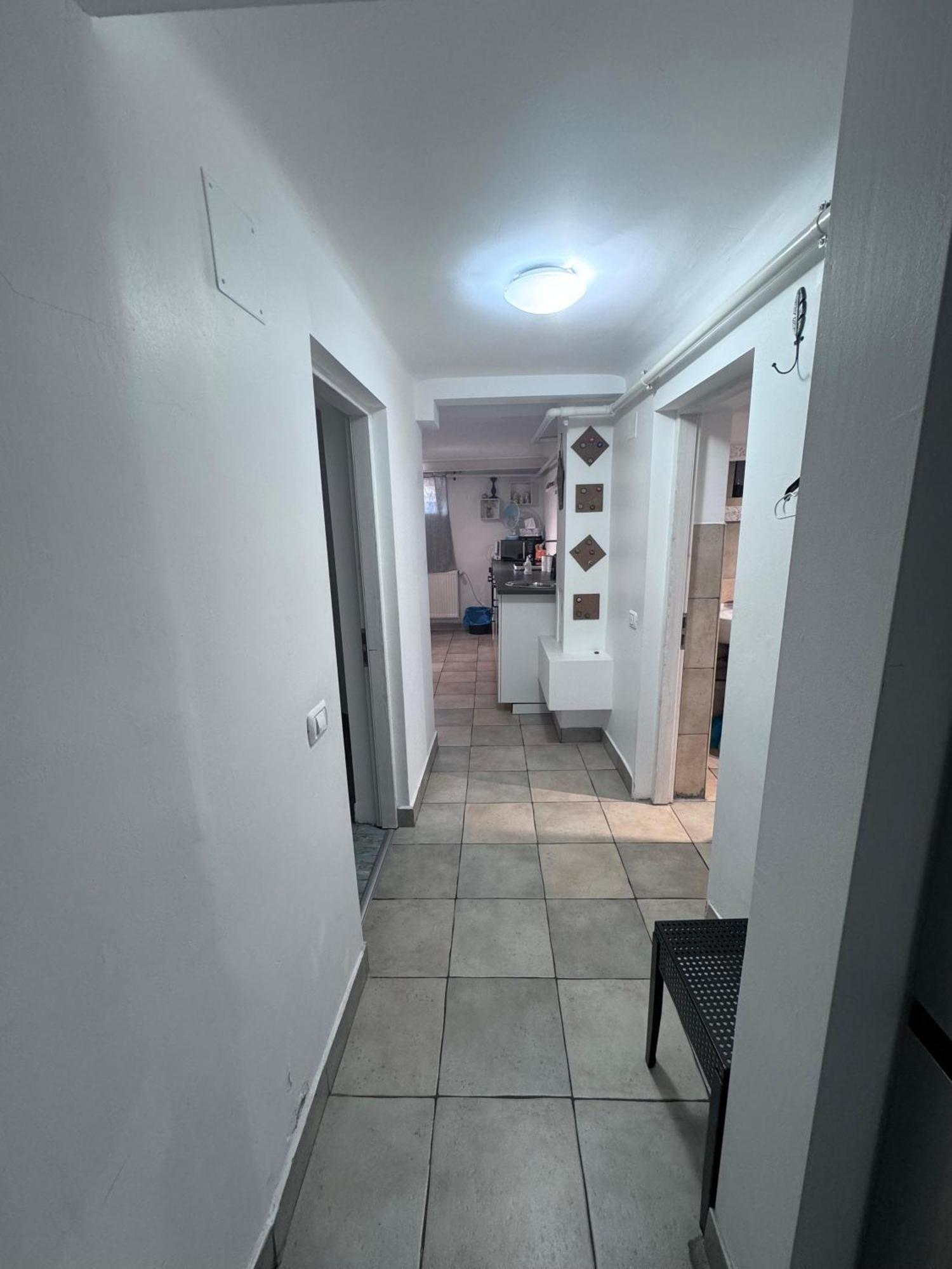 News Studio Bukurešť Exteriér fotografie